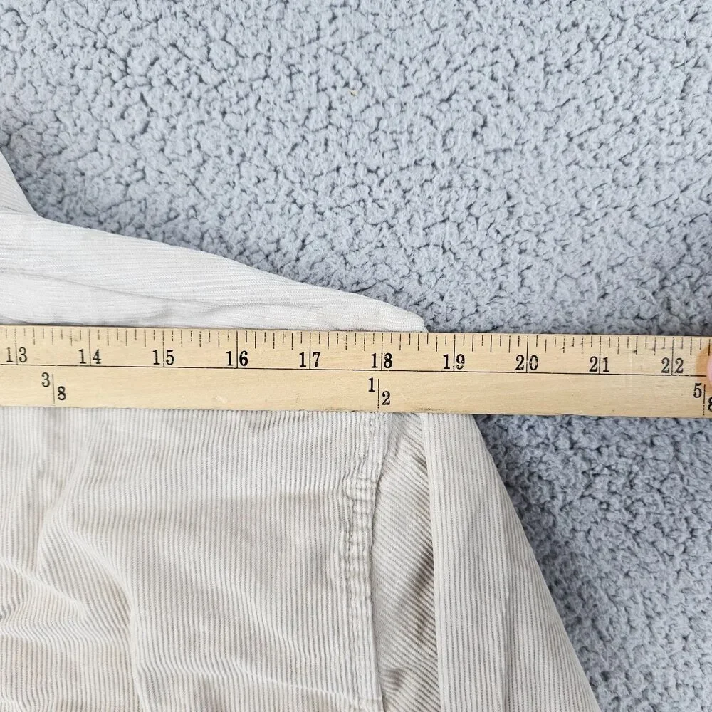 J Crew Shirt Mens Medium Beige Corduroy Classic Fit Long Sleeve Pockets Workwear